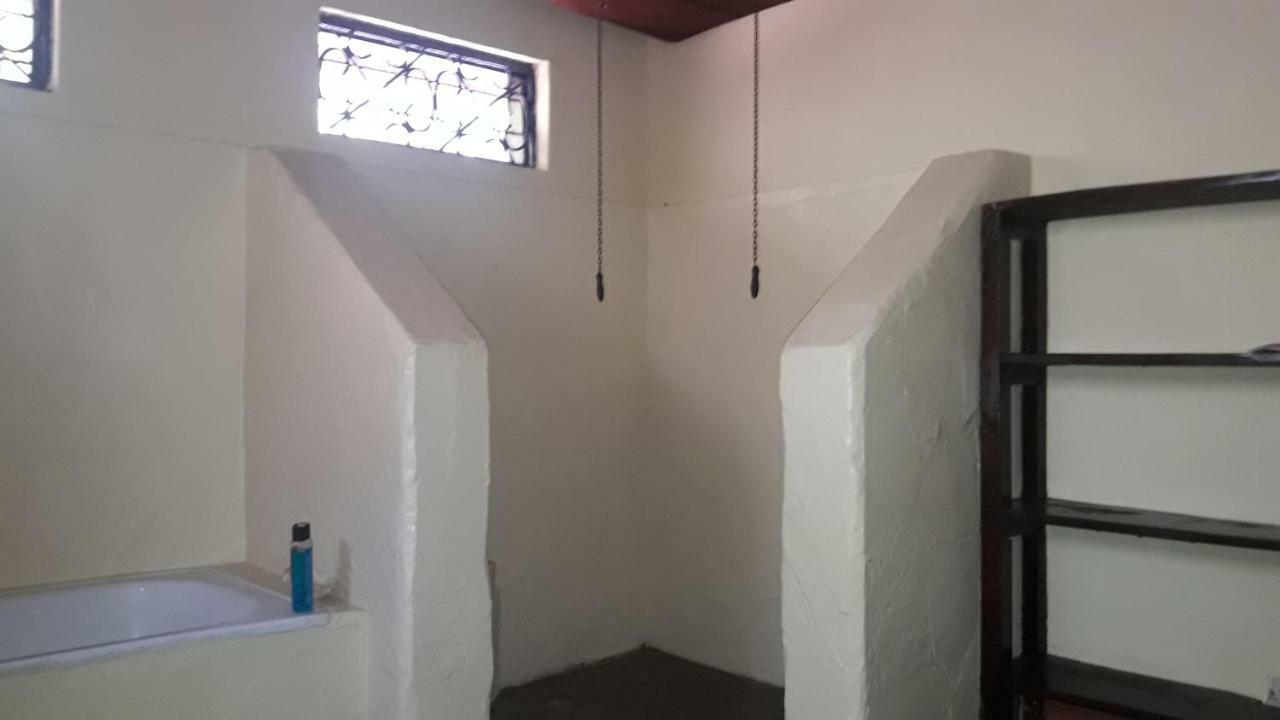 Kiloran Funzi House Bed & Breakfast Ngoại thất bức ảnh