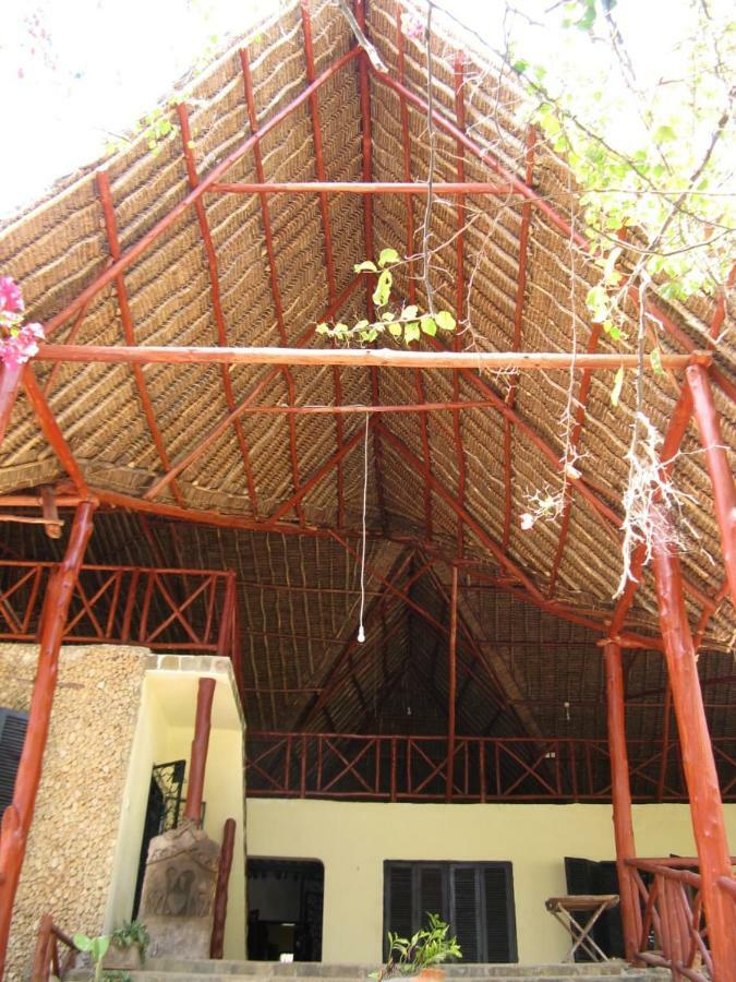 Kiloran Funzi House Bed & Breakfast Ngoại thất bức ảnh